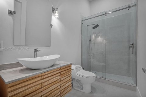 Casa en venta en Weston, Florida, 4 dormitorios, 262.36 m2 № 2076030 - foto 23