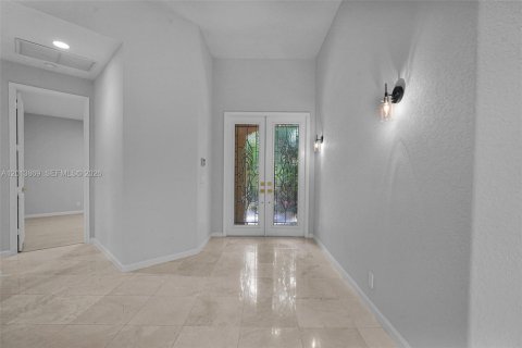 Casa en venta en Weston, Florida, 4 dormitorios, 262.36 m2 № 2076030 - foto 5