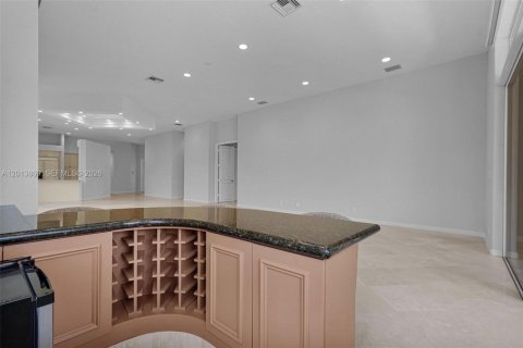 Casa en venta en Weston, Florida, 4 dormitorios, 262.36 m2 № 2076030 - foto 19