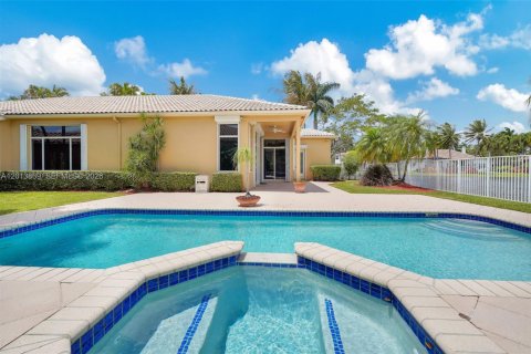 Casa en venta en Weston, Florida, 4 dormitorios, 262.36 m2 № 2076030 - foto 2
