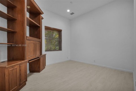 Casa en venta en Weston, Florida, 4 dormitorios, 262.36 m2 № 2076030 - foto 24