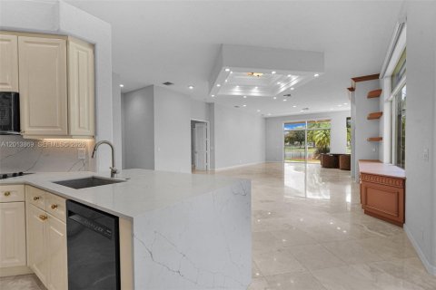Casa en venta en Weston, Florida, 4 dormitorios, 262.36 m2 № 2076030 - foto 10