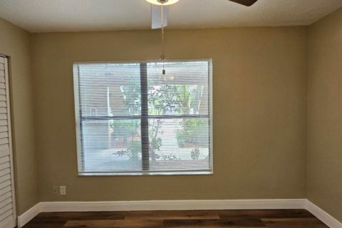 Condo in West Palm Beach, Florida, 3 bedrooms № 2083840 - photo 6