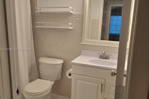 Condo in Palmetto Bay, Florida, 1 bedroom  № 2055981 - photo 14