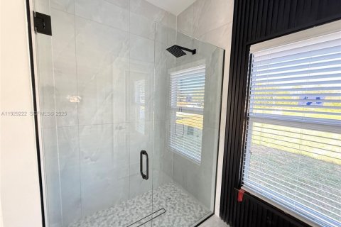 Villa ou maison à vendre à Lehigh Acres, Floride: 3 chambres, 130.62 m2 № 1987571 - photo 10