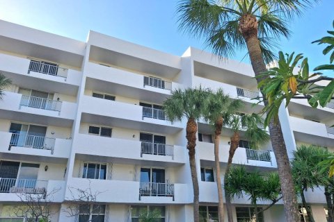 Condominio en alquiler en Pompano Beach, Florida, 1 dormitorio, 70.79 m2 № 2077542 - foto 26