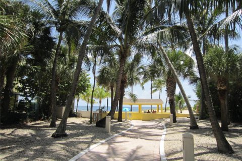 Condominio en alquiler en Pompano Beach, Florida, 1 dormitorio, 70.79 m2 № 2077542 - foto 28