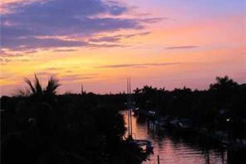 Condominio en alquiler en Pompano Beach, Florida, 1 dormitorio, 70.79 m2 № 2077542 - foto 3