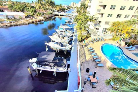 Condominio en alquiler en Pompano Beach, Florida, 1 dormitorio, 70.79 m2 № 2077542 - foto 22