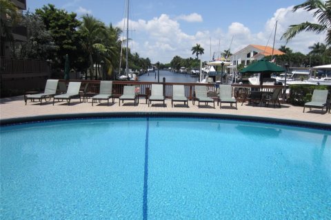 Condominio en alquiler en Pompano Beach, Florida, 1 dormitorio, 70.79 m2 № 2077542 - foto 17