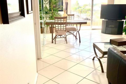 Condominio en alquiler en Pompano Beach, Florida, 1 dormitorio, 70.79 m2 № 2077542 - foto 16