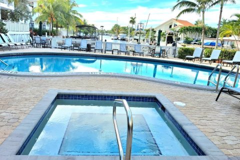 Condominio en alquiler en Pompano Beach, Florida, 1 dormitorio, 70.79 m2 № 2077542 - foto 18