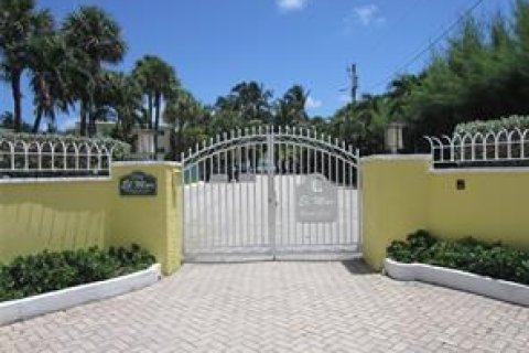 Condominio en alquiler en Pompano Beach, Florida, 1 dormitorio, 70.79 m2 № 2077542 - foto 27