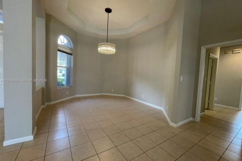 Casa en alquiler en Weston, Florida, 4 dormitorios, 257.99 m2 № 2054305 - foto 11