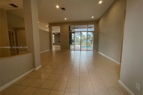 Casa en alquiler en Weston, Florida, 4 dormitorios, 257.99 m2 № 2054305 - foto 9