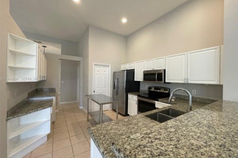 Casa en alquiler en Weston, Florida, 4 dormitorios, 257.99 m2 № 2054305 - foto 16