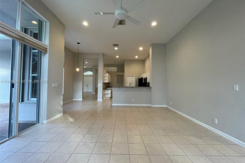 Casa en alquiler en Weston, Florida, 4 dormitorios, 257.99 m2 № 2054305 - foto 20