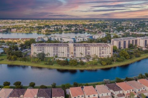 Condominio en venta en Miami, Florida, 2 dormitorios, 136.57 m2 № 2084478 - foto 4