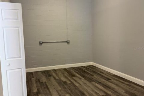 Commercial property in Palm Coast, Florida 92.9 sq.m. № 1911666 - photo 7