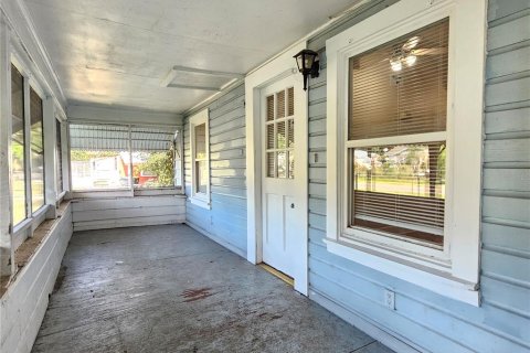 House in Lakeland, Florida 2 bedrooms, 86.96 sq.m. № 2203690 - photo 3