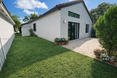 Casa en venta en Miramar, Florida, 4 dormitorios, 137.22 m2 № 1999963 - foto 18