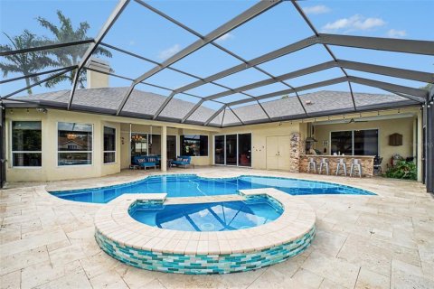House in Fort Myers, Florida 4 bedrooms, 344.85 sq.m. № 2117218 - photo 6