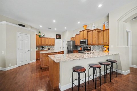 House in Fort Myers, Florida 4 bedrooms, 344.85 sq.m. № 2117218 - photo 12