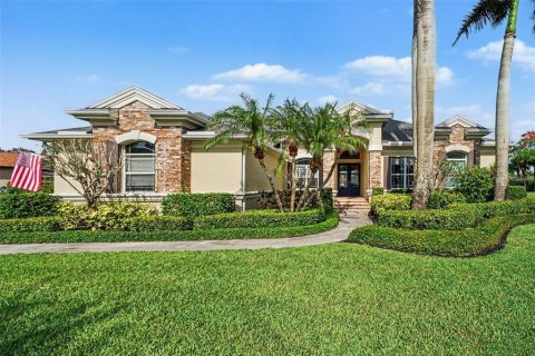 House in Fort Myers, Florida 4 bedrooms, 344.85 sq.m. № 2117218 - photo 3