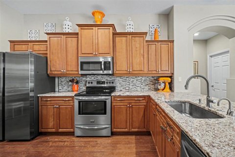 House in Fort Myers, Florida 4 bedrooms, 344.85 sq.m. № 2117218 - photo 11