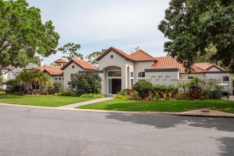 House in Orlando, Florida 5 bedrooms, 415.74 sq.m. № 1795016 - photo 1