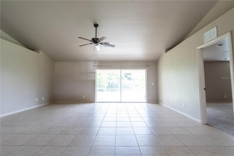 Villa ou maison à vendre à Cape Coral, Floride: 3 chambres, 170.66 m2 № 2141820 - photo 27