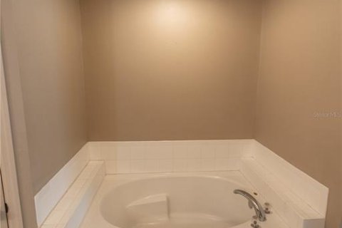 Villa ou maison à vendre à Cape Coral, Floride: 3 chambres, 170.66 m2 № 2141820 - photo 15