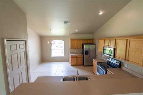 Villa ou maison à vendre à Cape Coral, Floride: 3 chambres, 170.66 m2 № 2141820 - photo 4
