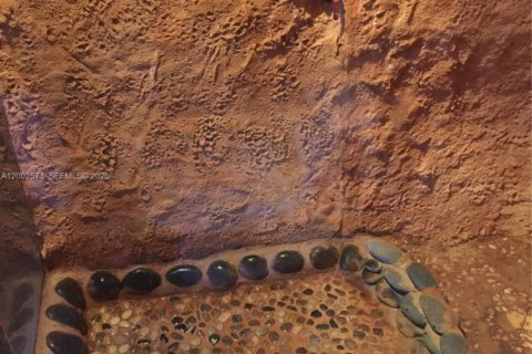 Купить виллу или дом в Катлер-Бей, Флорида 3 спальни, 154.78м2, № 2066403 - фото 9