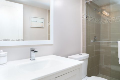 Condo in Boca Raton, Florida, 2 bedrooms  № 1983353 - photo 27