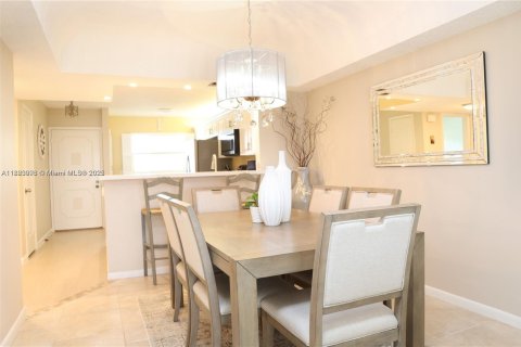 Condo in Boca Raton, Florida, 2 bedrooms  № 1983353 - photo 15