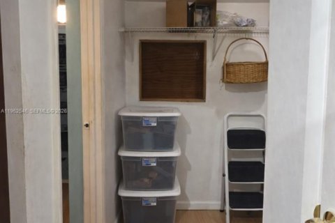 Villa ou maison à vendre à Miami Gardens, Floride: 3 chambres, 121.14 m2 № 2025261 - photo 21