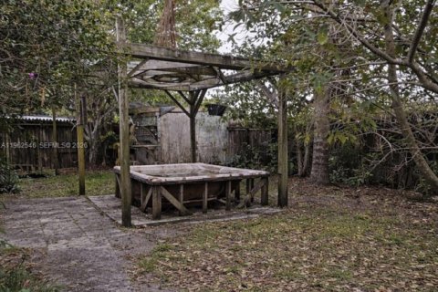 Villa ou maison à vendre à Miami Gardens, Floride: 3 chambres, 121.14 m2 № 2025261 - photo 23