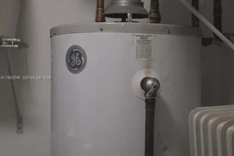 Villa ou maison à vendre à Miami Gardens, Floride: 3 chambres, 121.14 m2 № 2025261 - photo 22