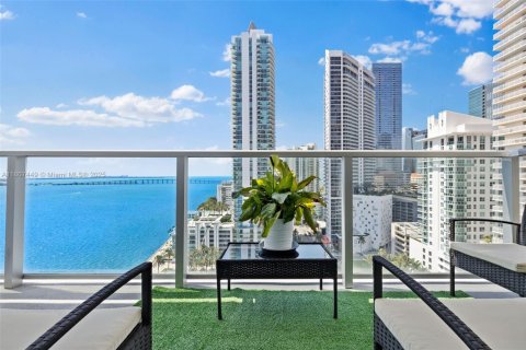 Condo in Miami, Florida, 1 bedroom  № 1877947 - photo 9