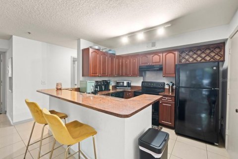 Condominio en venta en Temple Terrace, Florida, 2 dormitorios, 103.4 m2 № 1805769 - foto 11