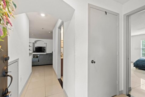 Condominio en venta en Temple Terrace, Florida, 2 dormitorios, 103.4 m2 № 1805769 - foto 4