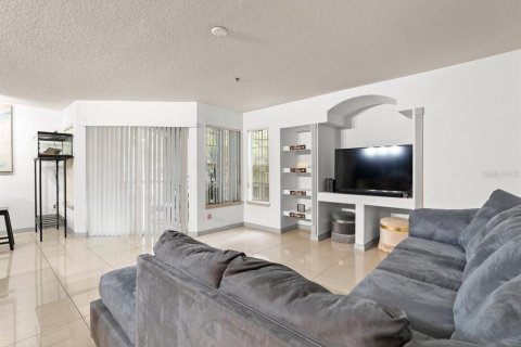 Condominio en venta en Temple Terrace, Florida, 2 dormitorios, 103.4 m2 № 1805769 - foto 7