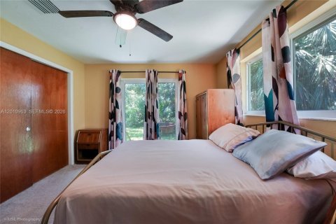 Villa ou maison à vendre à Miami, Floride: 3 chambres, 117.61 m2 № 2073683 - photo 18
