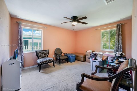 Villa ou maison à vendre à Miami, Floride: 3 chambres, 117.61 m2 № 2073683 - photo 13