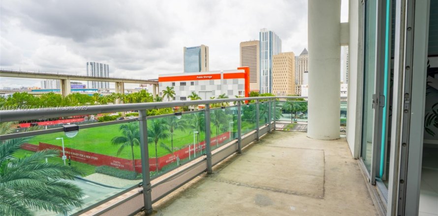 Condo à Miami, Floride, 1 chambre № 1933383