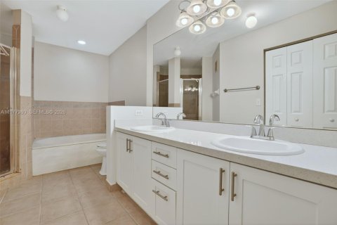 Condominio en venta en Homestead, Florida, 4 dormitorios, 171.5 m2 № 2042441 - foto 24