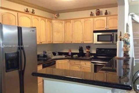 Copropriété à louer à Fort Lauderdale, Floride: 1 chambre, 51.1 m2 № 2003122 - photo 6