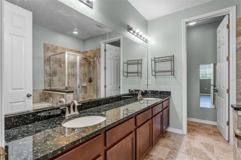 Townhouse in Oviedo, Florida 3 bedrooms, 170.48 sq.m. № 1893569 - photo 19