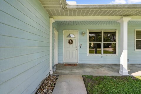 Villa ou maison à vendre à Port St. Lucie, Floride: 2 chambres, 103.86 m2 № 2410764 - photo 2
